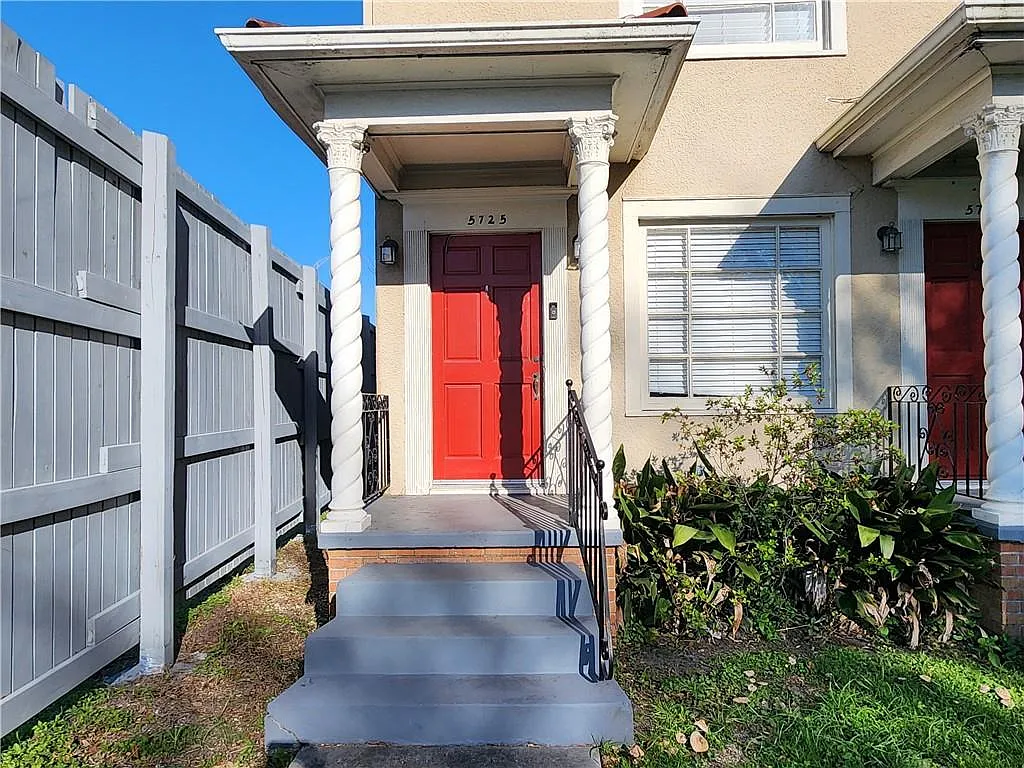Building Photo - 5725 Canal Blvd