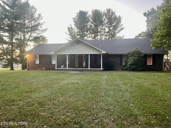 1425 Cook Rd, Crossville, TN 38555