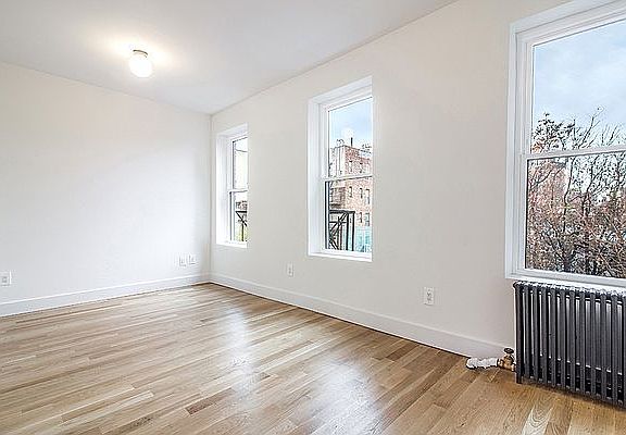 3rd image of 322 E 151st St APT 3