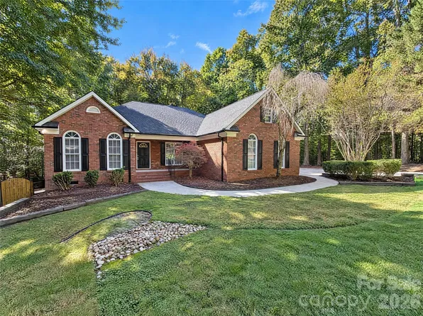 11113 Asbury Chapel Rd, Huntersville, NC 28078