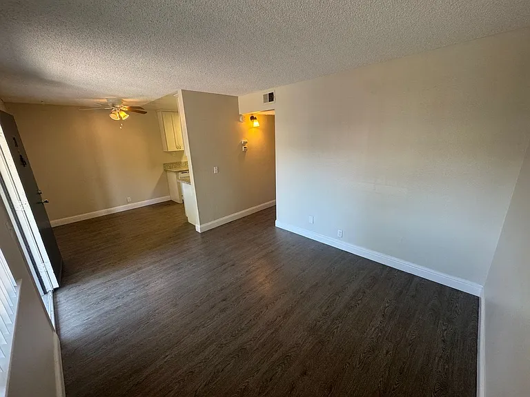 3259 Marshall Way #21 — Photo 6