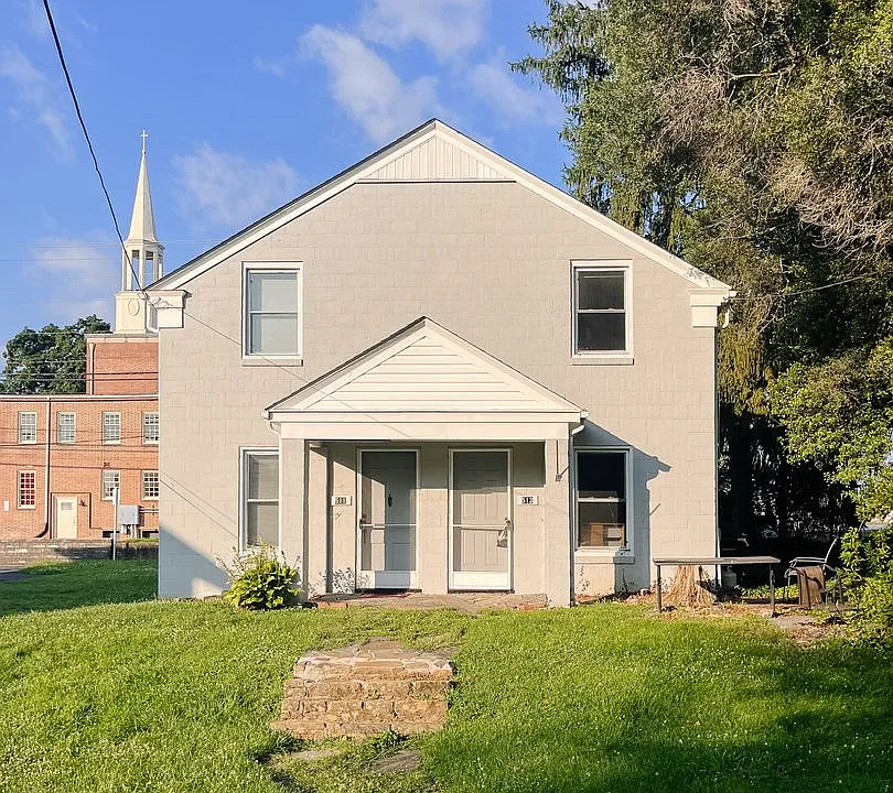 513 Progress St NE