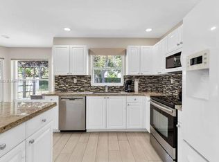 10766 Crescendo Cir #X, Boca Raton, FL 33498