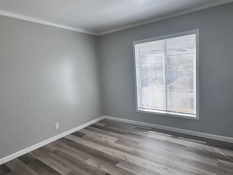 1646 Yosemite Ave #1646 — Photo 10
