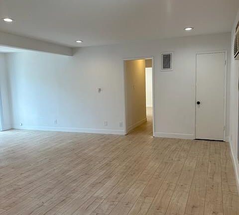 4th image of 18634 Clark St APT 209