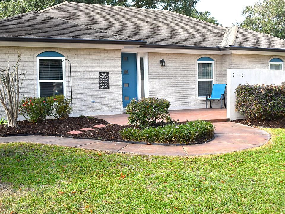 1st image of 218 Debby Dr