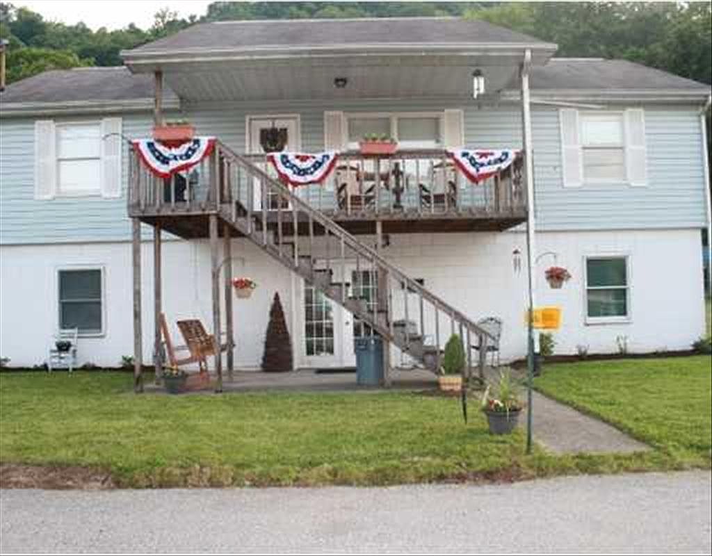 9015 Ohio Ave, Marmet, WV 25315 Zillow