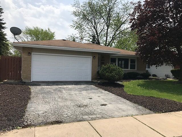 1st image of 301 E 168th Pl
