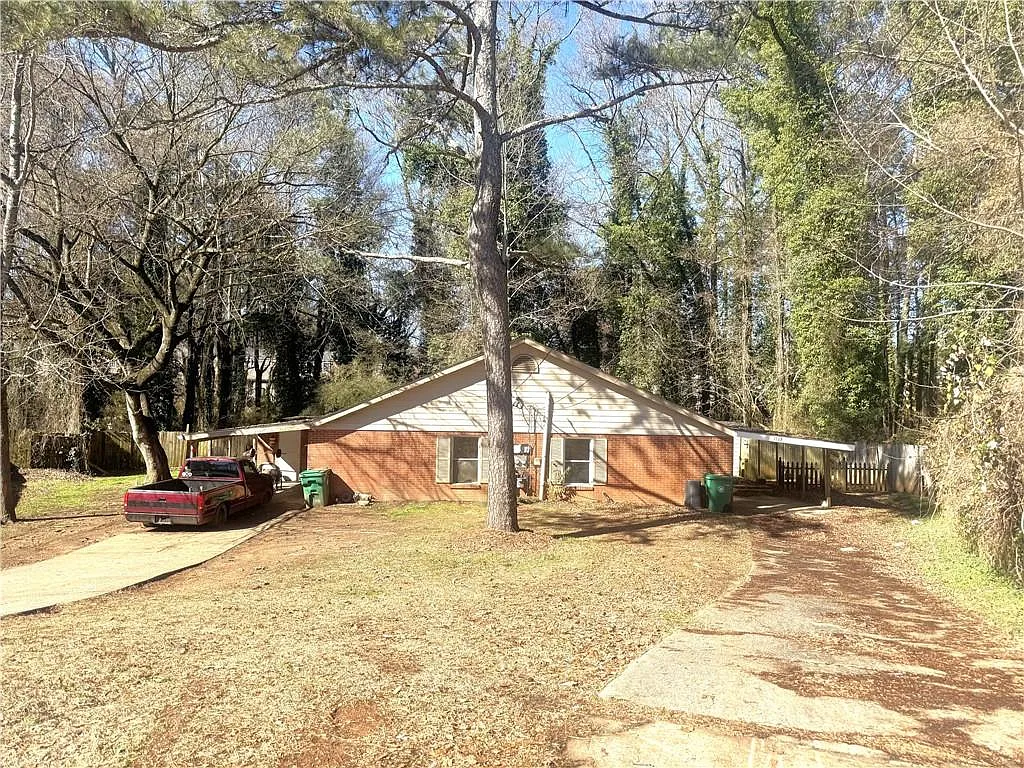 2126 Hanfred Ct photo 1