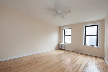 Rented by R New York