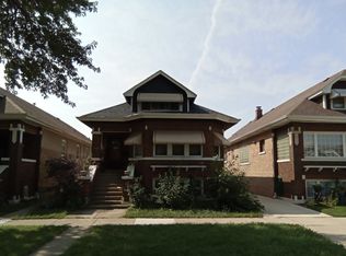 2442 Elmwood Ave, Berwyn, IL 60402
