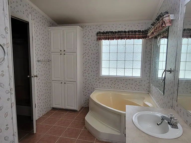 497 Fermin Ln — Photo 14