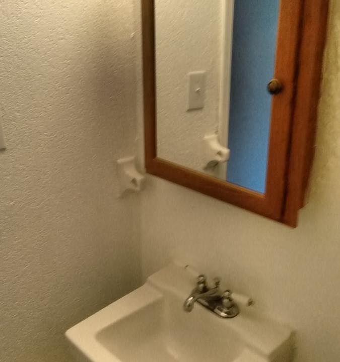 1st image of 11703 Montwood Ln