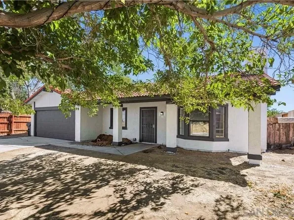 37130 Casa Verde Dr, Palmdale, CA 93550