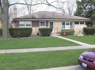 223 Heather Ln, Wilmette, IL