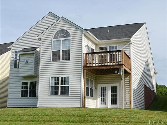 2nd image of 208 Paulette Cir