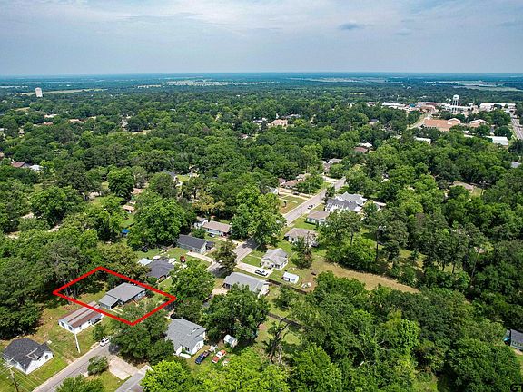 4th image of 814 Kaufman St S