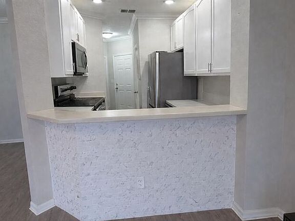 4th image of 10739 Savannah Wood Dr #207