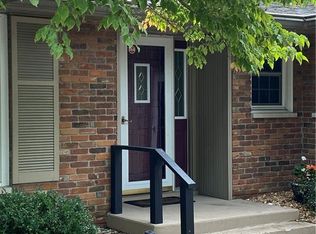 3435 Heritage Rd, Columbus, IN 47203