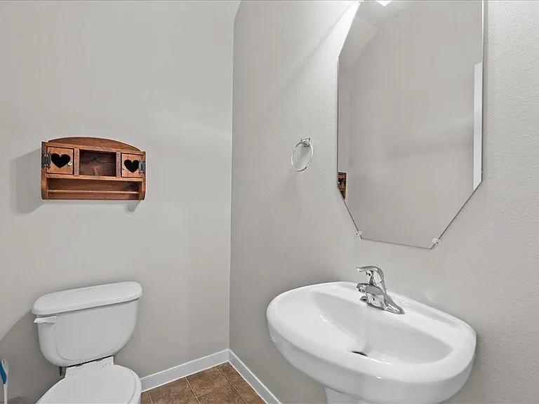 7535 Park Bend Ln — Photo 13