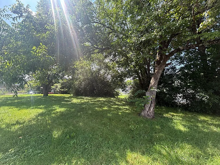 200 Perry St — Photo 5