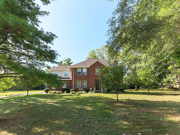 3rd image of 6102 Sequoia Dr