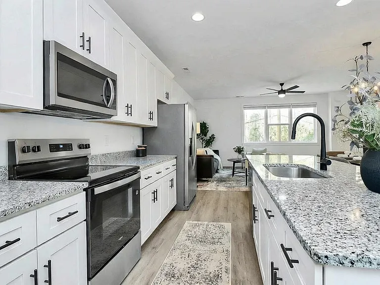 3422 Brookshire Blvd #1 — Photo 12