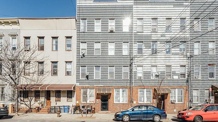 Rented by Nooklyn NYC LLC | media 31