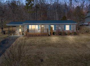407 Pine Ridge Rd, Bluff City, TN 37618
