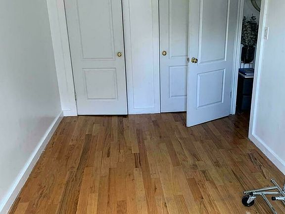 4th image of 100 Manhattan Ave APT 3B