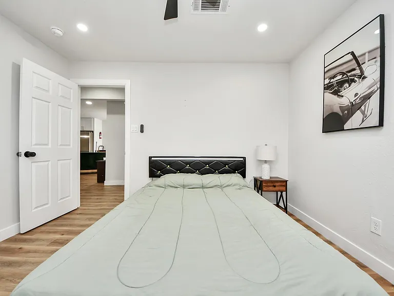 5115 Clay St — Photo 31