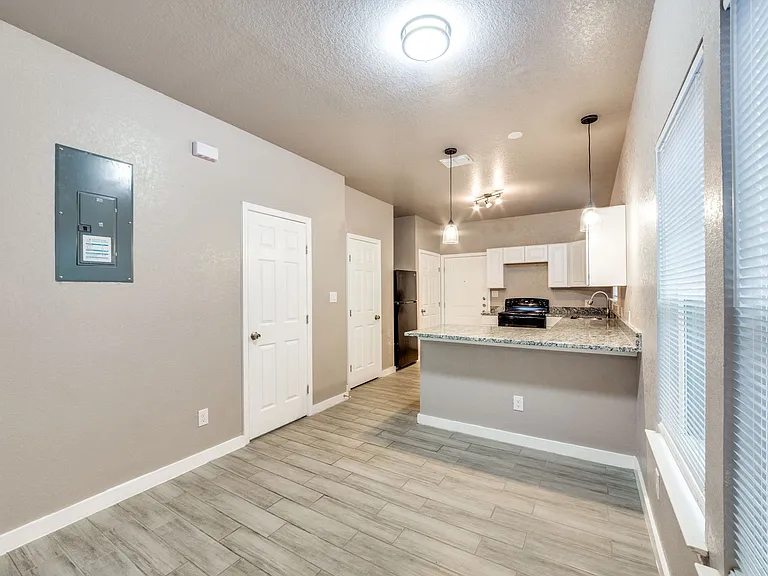 234 Gould St #102 — Photo 10