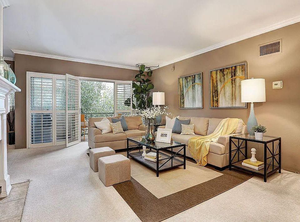 1st image of 836 S Bundy Dr APT 401