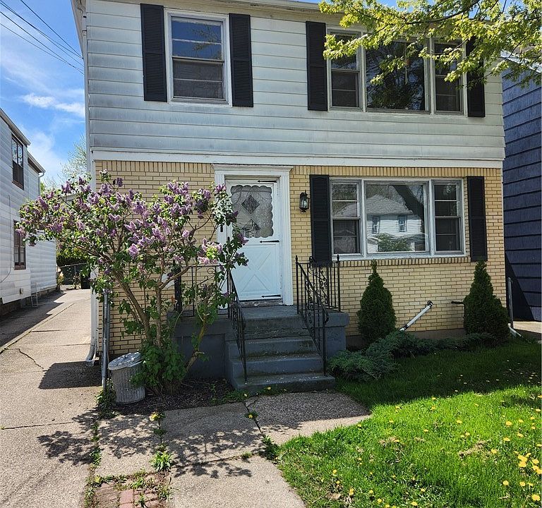 1st image of 552 Englewood Ave