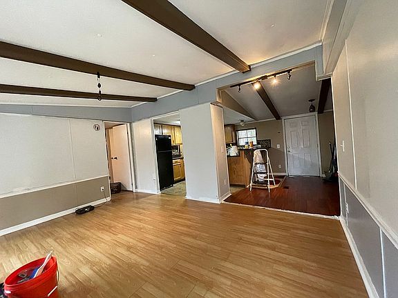 3rd image of 13640 1st St W