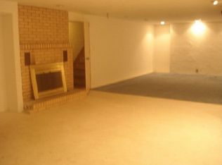 5019 Charles St, Rockford, IL 61108