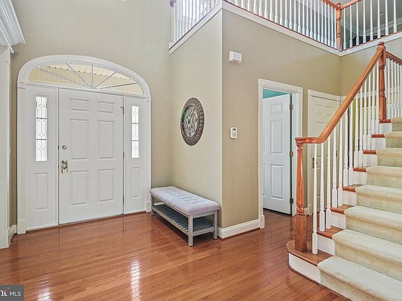 4th image of 5652 Shoal Creek Dr