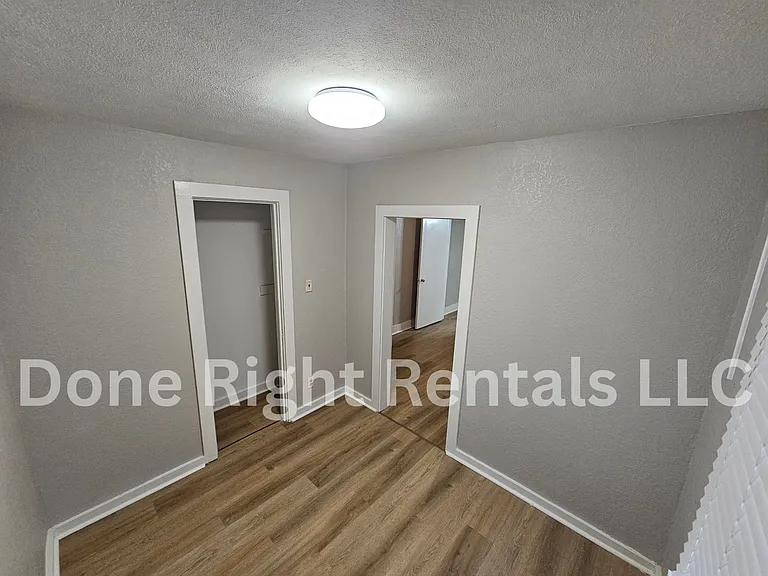 106 Cunningham Ave — Photo 12