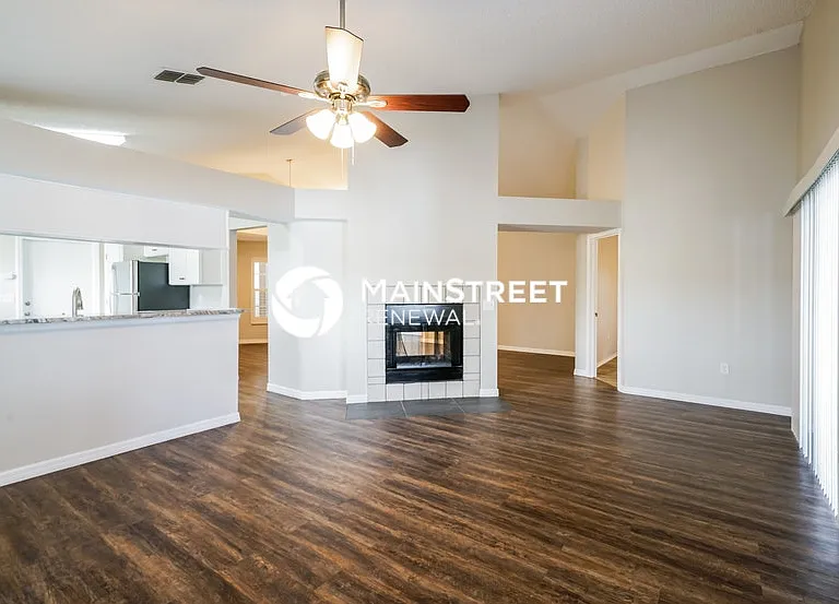 769 Sagewood Dr — Photo 3