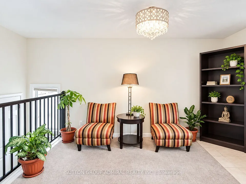 2538 Weston Rd #UPPER