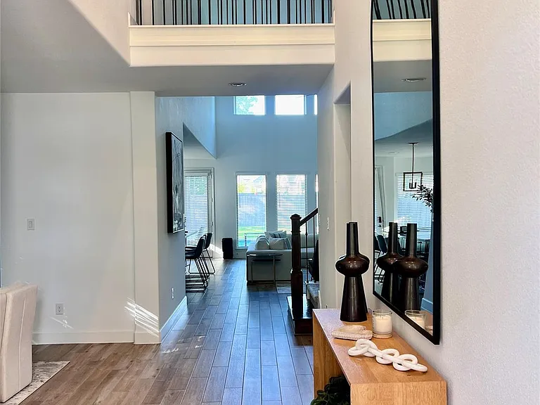 176 Sweeping Valley Dr — Photo 18