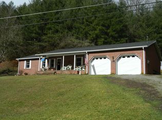 35 Hobson Rd, Pikeville, KY 41501