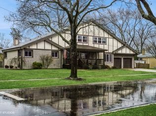 222 Audrey Ln, Mount Prospect, IL 60056