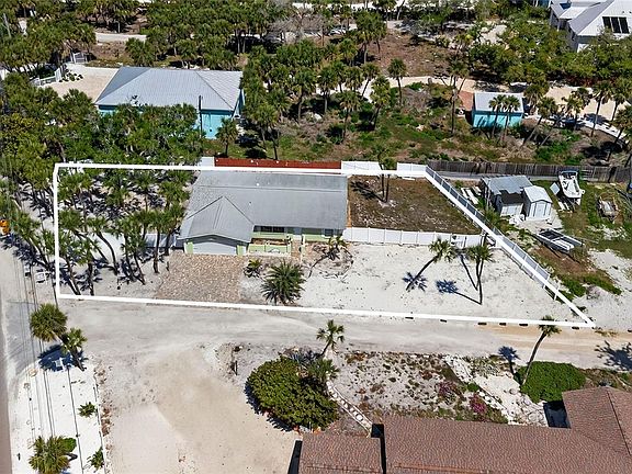 5th image of 6035 Manasota Key Rd