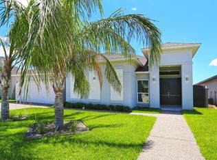 7406 Thomas Harris Dr, Laredo, TX 78041