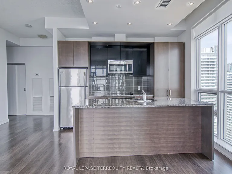 98 Lillian St #2317 — Photo 23