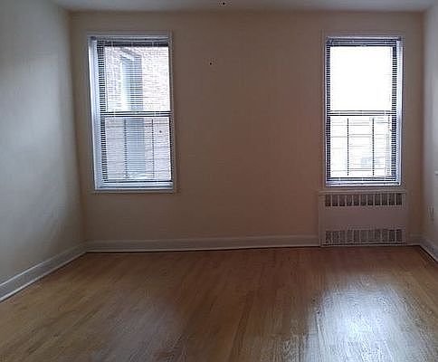 3rd image of 6420 Saunders St #708