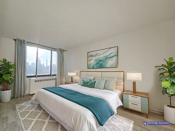 3rd image of 1735 York Ave APT 31F