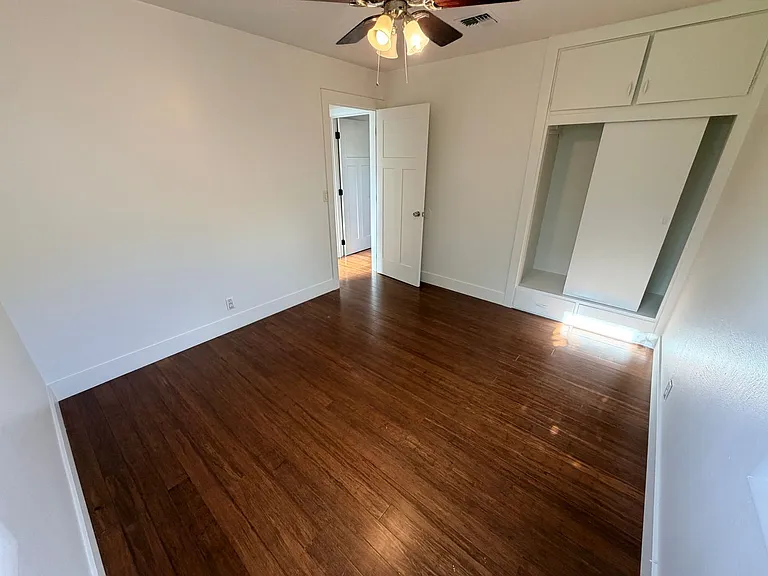 408 Ramona Ave — Photo 8