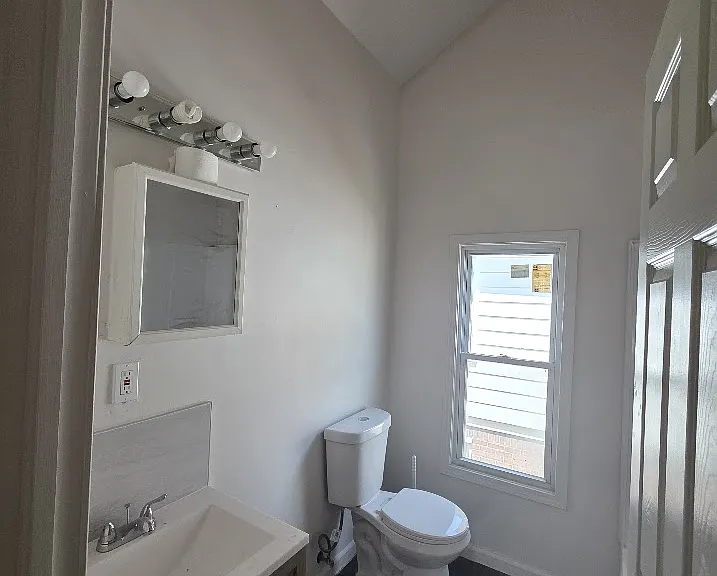 5276 Maryland Ave #STREET5276 — Photo 15